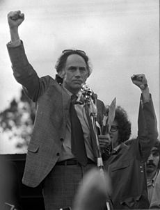 William M. Kunstler at Los Angeles protest rally, 1970