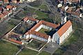 A szeged-alsóvárosi ferences rendház és templom légi felvételen