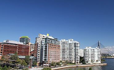 Appartment buildings near Pirrama Park, Sydney, Australia - looking towards ANZAC Bridge (35265182890) (cropped).jpg