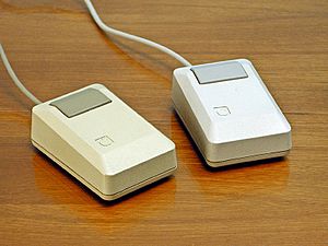 Apple Macintosh Plus mouse