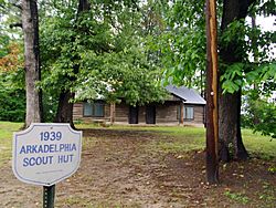 Arkadelphia Boy Scout Hut 001.jpg