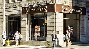 Bridgehead Bank and Albert St, Ottawa.jpg