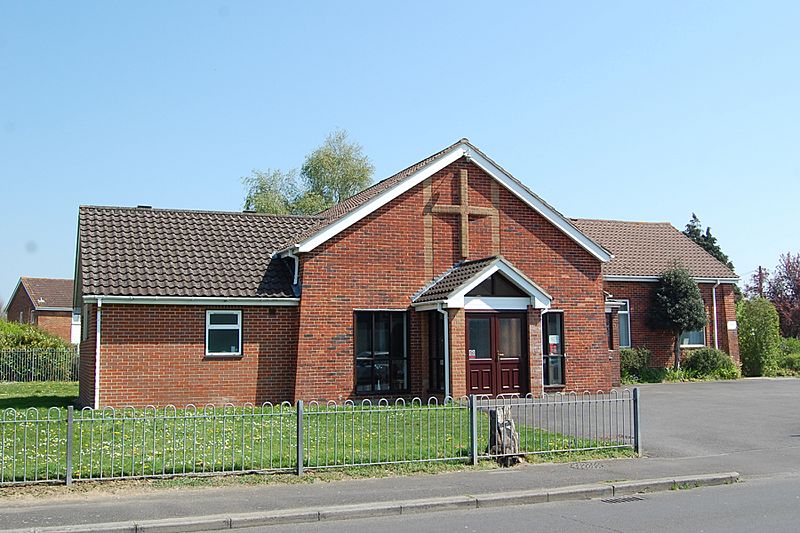 Bridgemary Methodist Church, Prideaux-Brune Avenue, Bridgemary, Gosport (April 2019) (4)