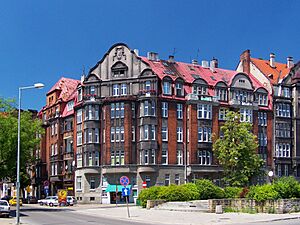 Bytom - Ul. Powstańców Warszawskich 01