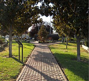 Coalinga Polk Street School