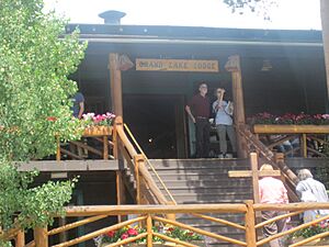 Entrance to Grand Lake Lodge, Grand Lake, CO IMG 5377