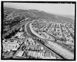 FLETCHER AVENUE BRIDGE SEEN AT CENTER CROSSING THE LOS ANGELES RIVER. LOOKING WEST. - Los Angeles River Bridges, Los Angeles, Los Angeles County, CA HAER CA-271-5.tif