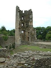 Farleigh Hungerford Castle tower remains