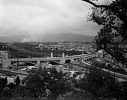 Glendale-Hyperion bridge