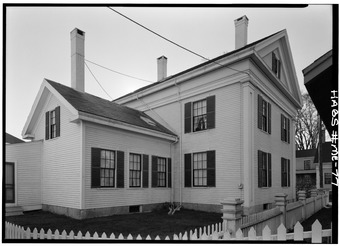 Historic American Buildings Survey Cervin Robinson, Photographer October 1960 NORTH AND WEST ELEVATIONS - William A. Farnsworth Homestead, 21 Elm Street, Rockland, Knox County, ME HABS ME,7-ROCLA,1-4.tif