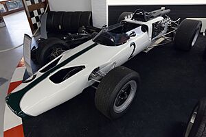 McLaren M2B front-left Donington Grand Prix Collection.jpg