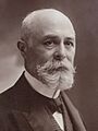 Paul Nadar - Henri Becquerel (cropped)