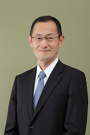 Shinya Yamanaka 20141226.jpg