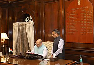 Shri Amit Shah taking charge as the Union Minister for Home Affairs, in New Delhi on June 01, 2019 (1)