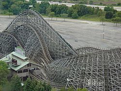 Six Flags Great America - Viper roller coaster.jpg
