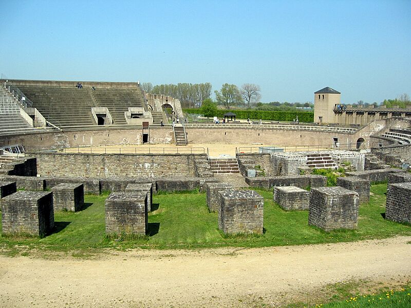 Stadium (3) (archaeological park Xanten, Germany, 2005-04-23)