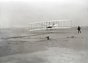 Wright First Flight 1903Dec17 (full restore 115)