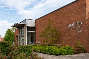City Hall, Tualatin - DPLA - 02301b86c3bc9eec2655351229fffa62