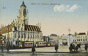 Gezicht op het stadhuis te Middelburg (1905-1915)