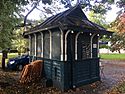 Gorsedd Gardens hut September 2017.jpg