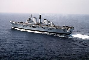 HMS Invincible (R05) Dragon Hammer 90