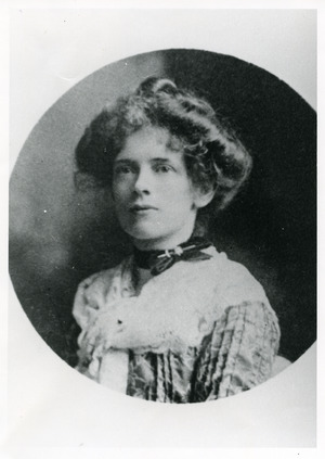 Jeannie Gunn in 1902