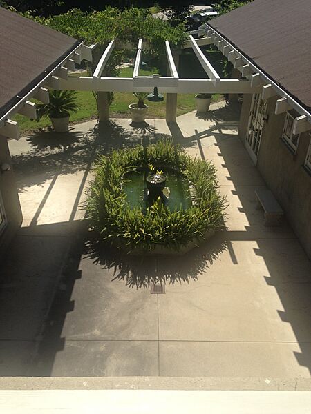 Lant court