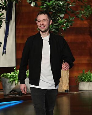 Luca Gallone in Ellen's show (cropped).jpg