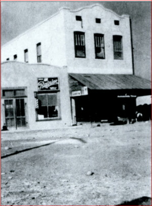 Marinette General Store in 1920.