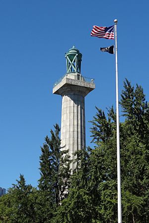 Prison Ship Martyrs' Monument and flags