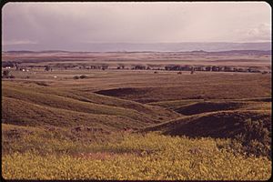 RANCH LANDS AND PRAIRIE NEAR CUSTER BATTLEFIELD, PART OF THE CROW INDIAN RESERVATION - NARA - 549157