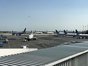 2022-09-09 14 24 17 UTC minus 4 View across the airfield towards New York City from Terminal C at Newark Liberty International Airport in Newark, Essex County, New Jersey